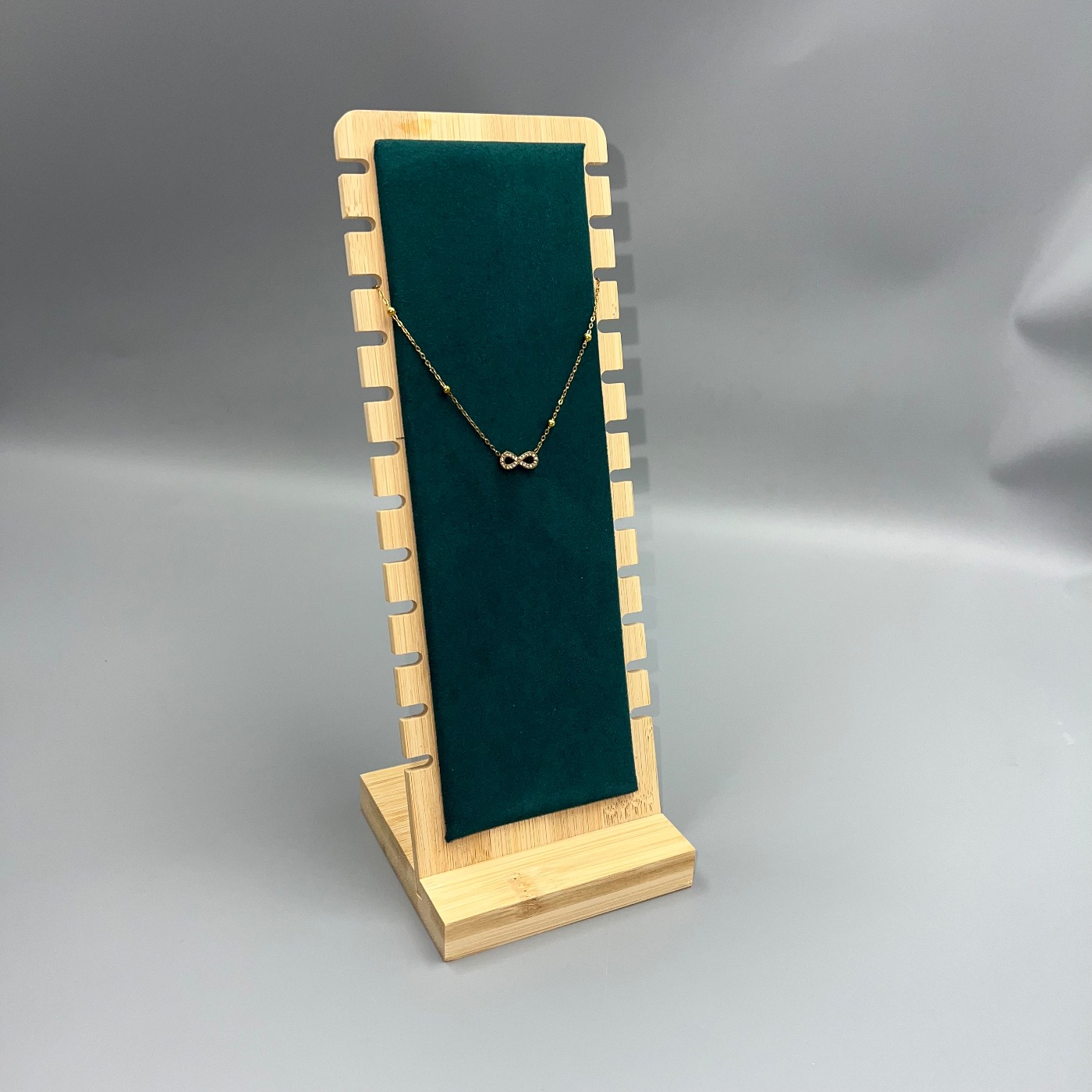 Bamboo Necklace Display Stand — Emerald
